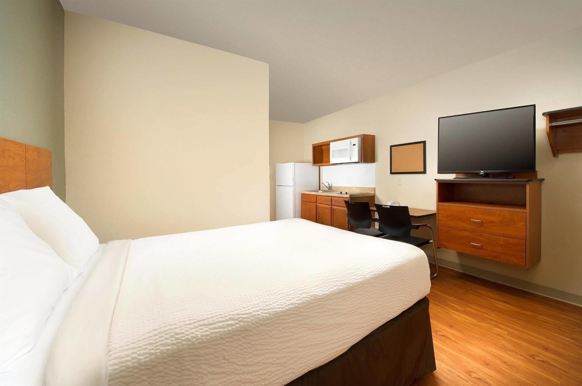 Woodspring Suites Lake Worth Lake Worth Beach Bagian luar foto