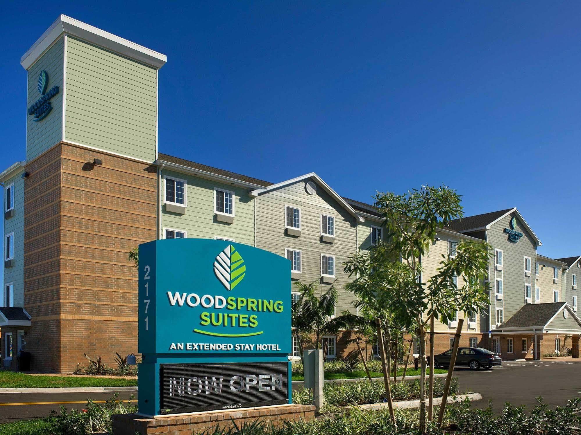 Woodspring Suites Lake Worth Lake Worth Beach Bagian luar foto